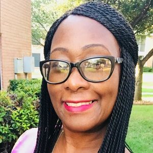 Meet your Posher, Tomona